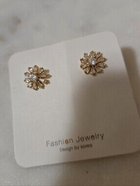 925 Sterling Silver Gold Floral Crystal Stud Earrings - Fashion Jewelry